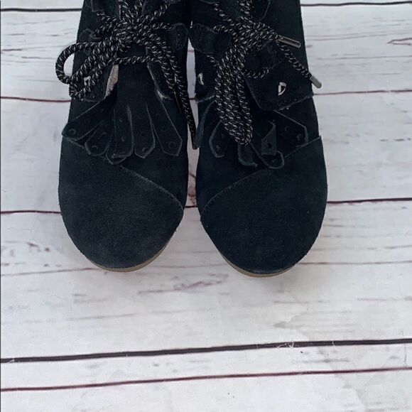 Toms Black Kiltie Fringe Wedge Booties - Picture 3 of 13